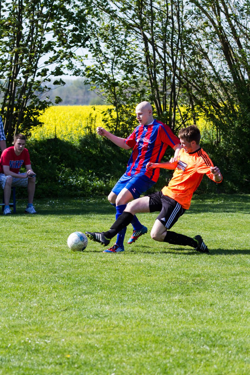 Bild 228 - Herren FSG BraWie 08 - TSV Ntzen : Ergebnis: 1:2